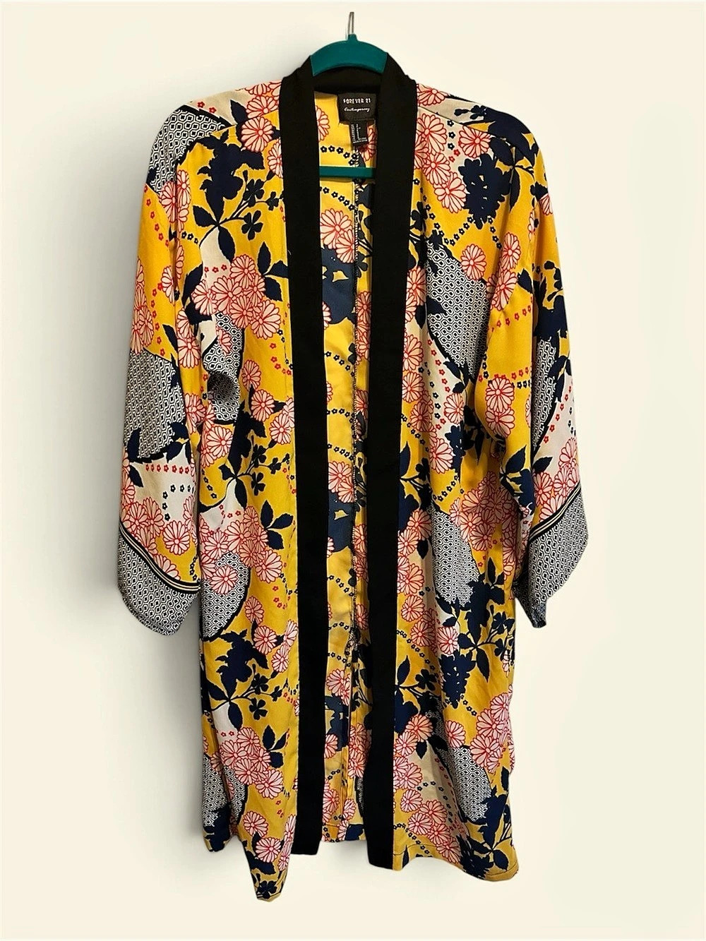 Forever 21 Floral Kimono Jacket in Yellow & Black Size Medium